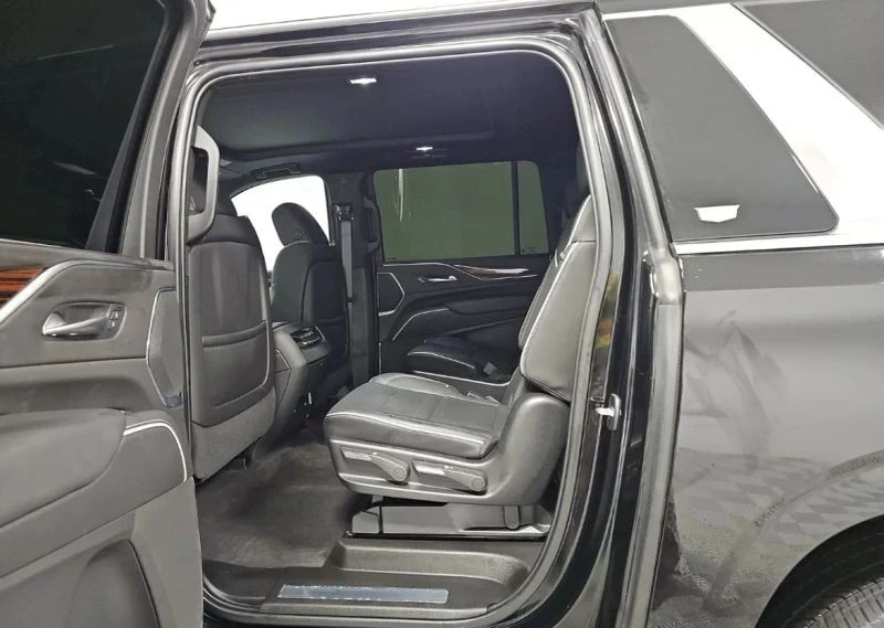 2023 Cadillac Escalade 5th Gen - Image 8 of 9
