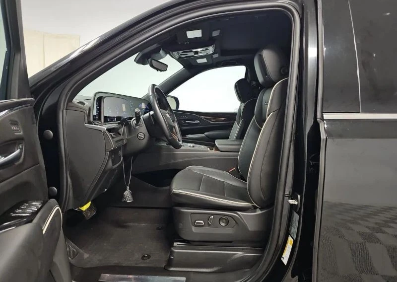2023 Cadillac Escalade 5th Gen - Image 3 of 9