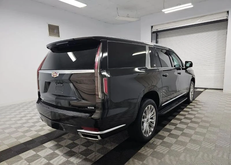 2023 Cadillac Escalade 5th Gen - Image 2 of 9