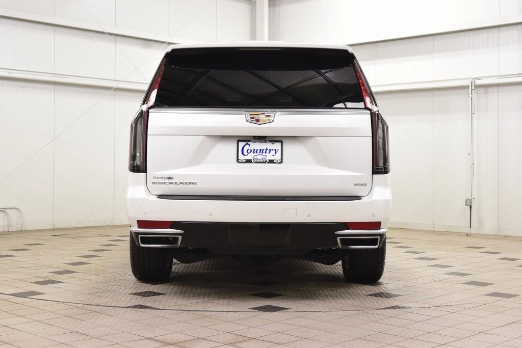 2023 Cadillac Escalade 5th Gen - Image 7 of 12