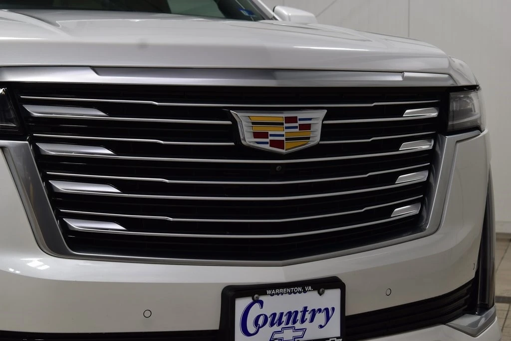 2023 Cadillac Escalade 5th Gen - Image 11 of 12