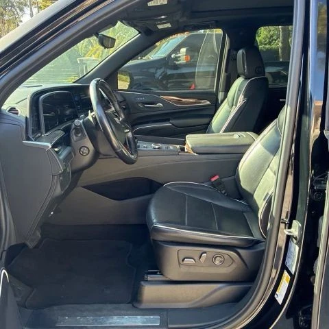 2023 Cadillac Escalade 5th Gen - Image 8 of 11