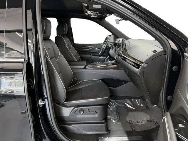 2023 Cadillac Escalade 5th Gen - Image 13 of 21