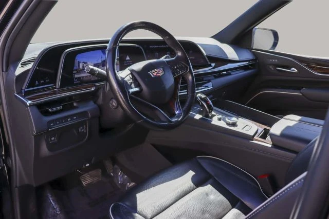 2023 Cadillac Escalade 5th Gen - Image 16 of 21