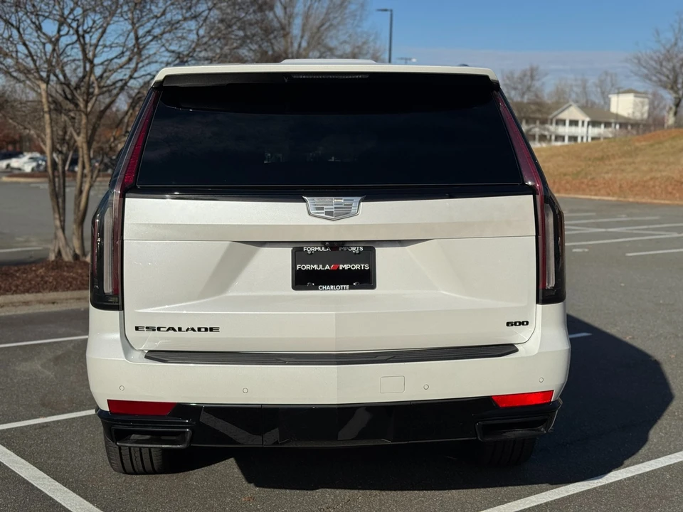 2023 Cadillac Escalade 5th Gen - Image 10 of 12