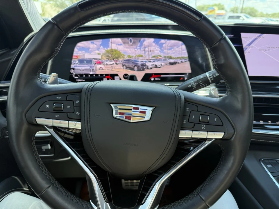 2023 Cadillac Escalade 5th Gen - Image 15 of 20