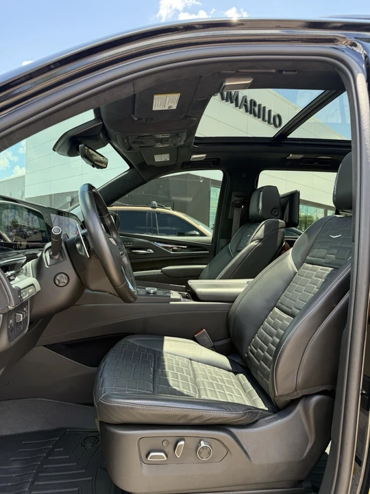 2023 Cadillac Escalade 5th Gen - Image 7 of 20