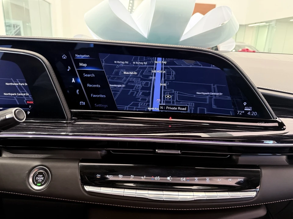 2023 Cadillac Escalade 5th Gen - Image 18 of 21