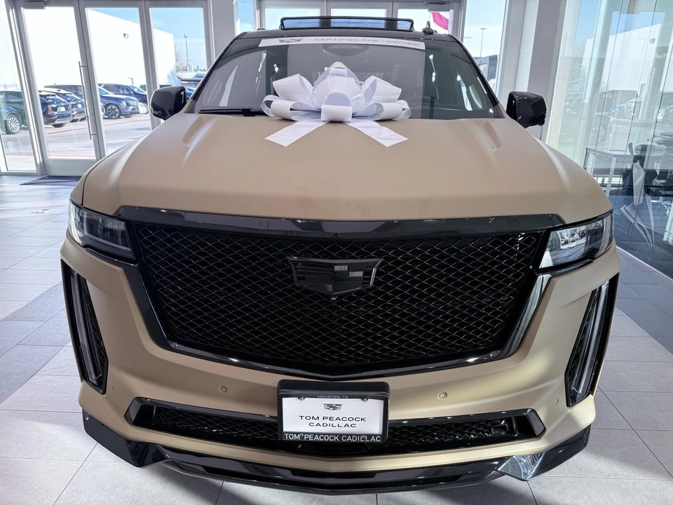 2023 Cadillac Escalade 5th Gen - Image 2 of 21