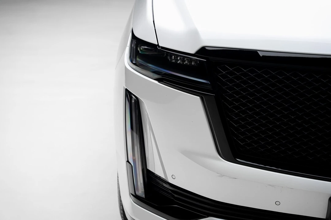 2023 Cadillac Escalade 5th Gen - Image 11 of 12