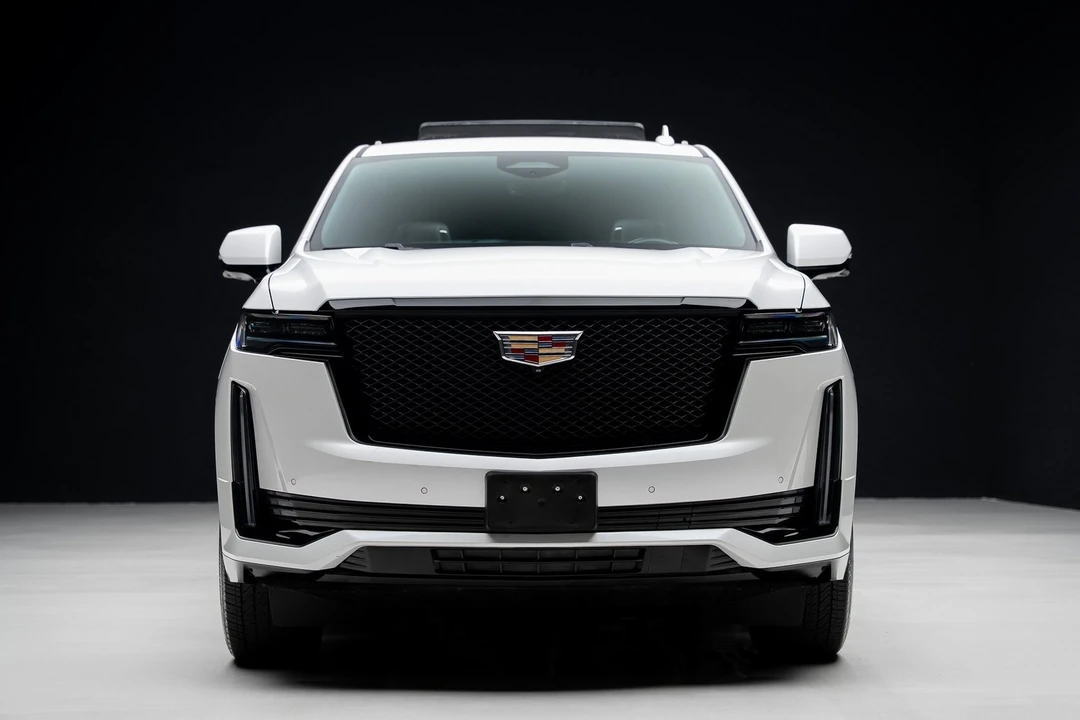 2023 Cadillac Escalade 5th Gen - Image 7 of 12
