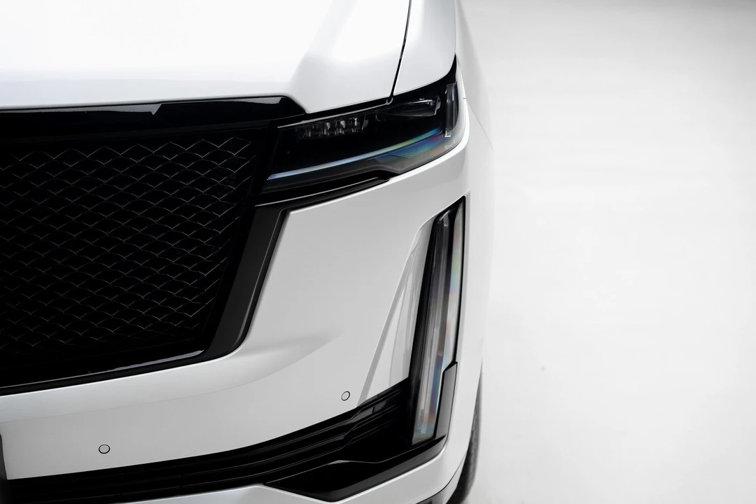 2023 Cadillac Escalade 5th Gen - Image 10 of 12