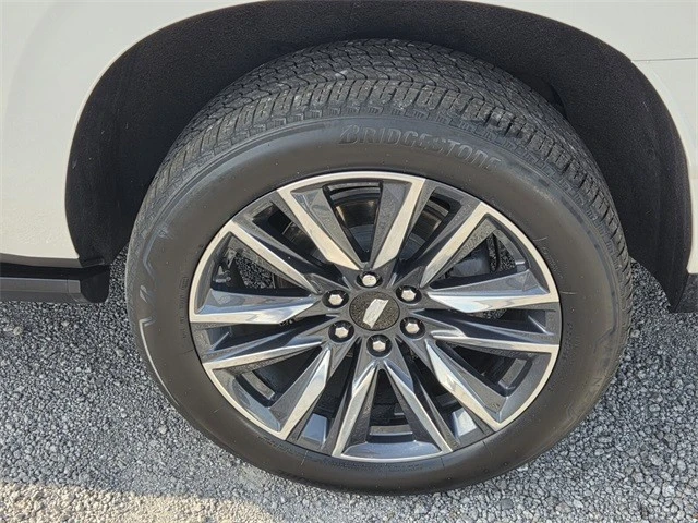 2023 Cadillac Escalade 5th Gen - Image 12 of 21