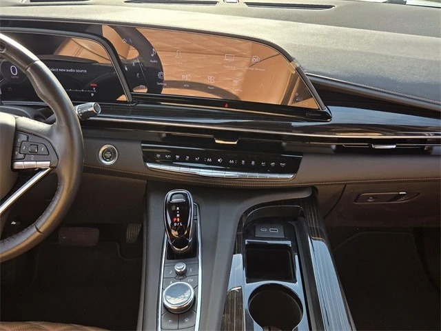 2023 Cadillac Escalade 5th Gen - Image 17 of 21