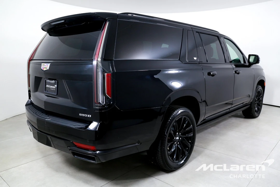 2023 Cadillac Escalade 5th Gen - Image 8 of 12