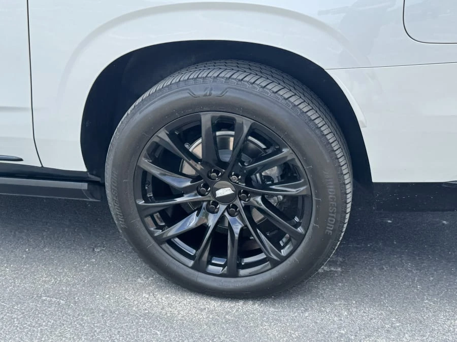 2023 Cadillac Escalade 5th Gen - Image 5 of 17