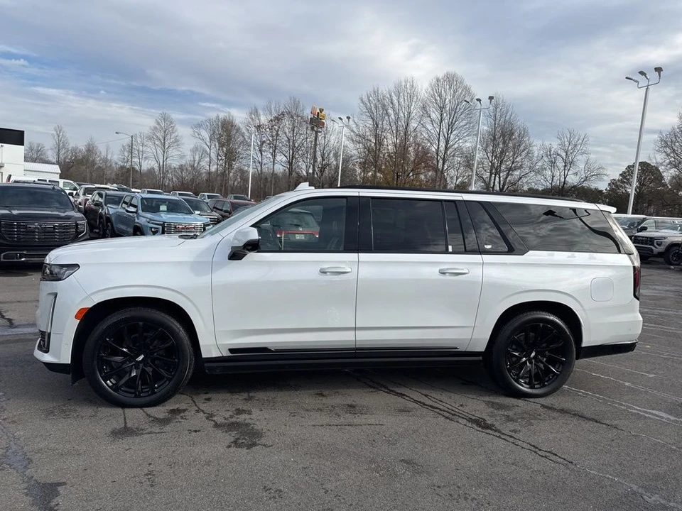 2023 Cadillac Escalade 5th Gen - Image 2 of 12