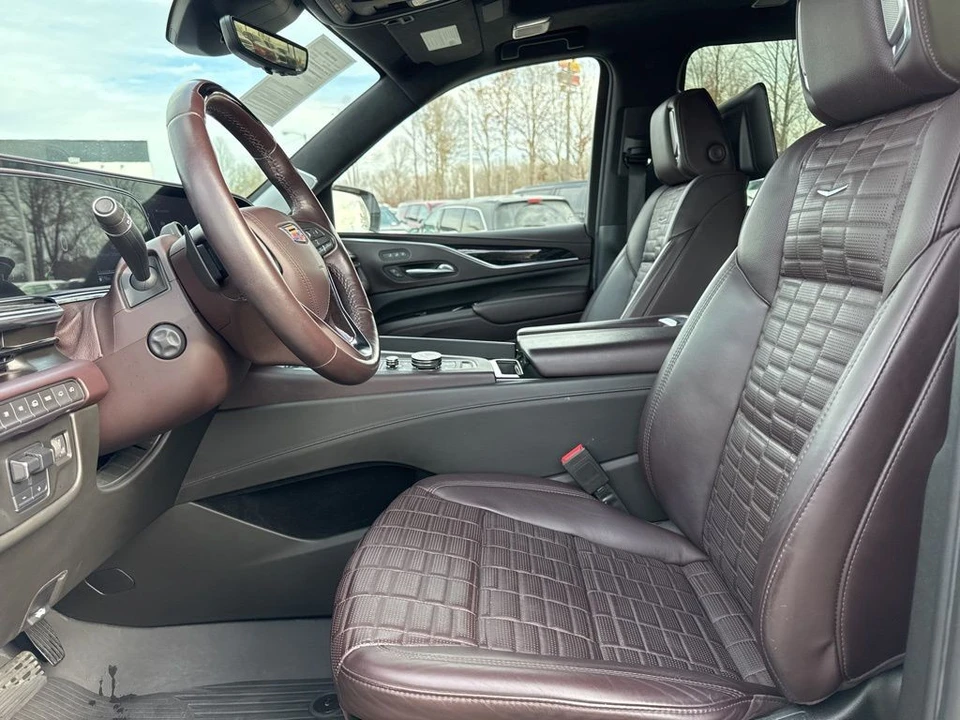 2023 Cadillac Escalade 5th Gen - Image 9 of 12