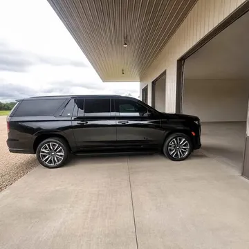 2023 Cadillac Escalade ESV
