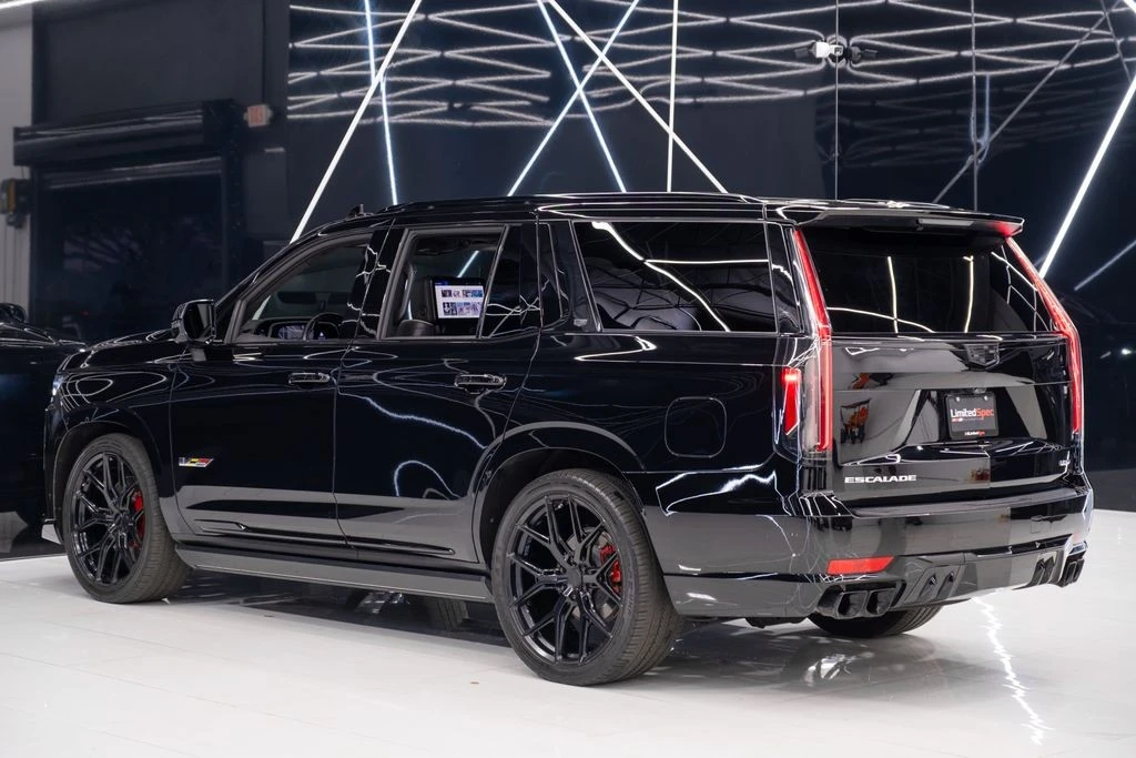2023 Cadillac Escalade-V 5th Gen - Image 8 of 21