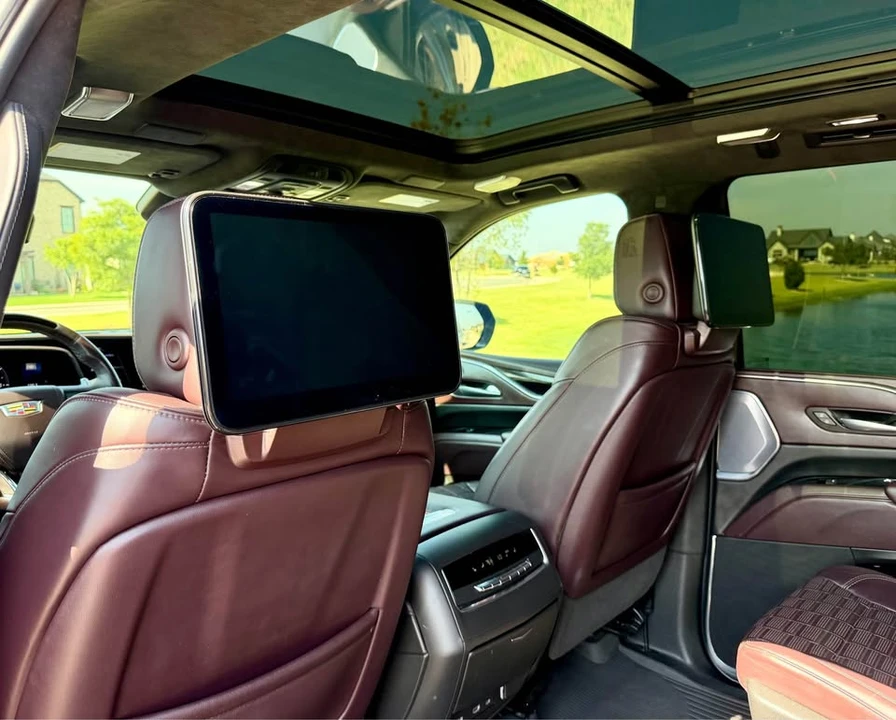 2023 Cadillac Escalade-V 5th Gen - Image 10 of 20