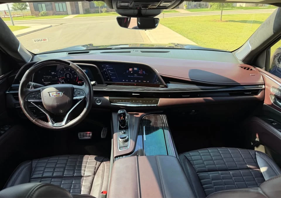 2023 Cadillac Escalade-V 5th Gen - Image 14 of 20