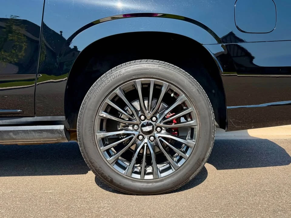 2023 Cadillac Escalade-V 5th Gen - Image 20 of 20