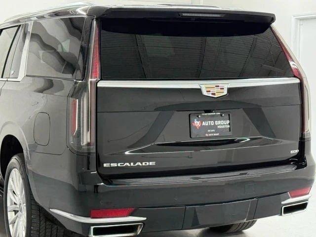 2023 Cadillac Escalade 5th Gen - Image 13 of 21