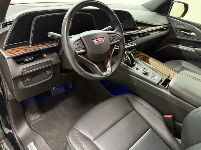 2023 Cadillac Escalade 5th Gen - Image 15 of 21