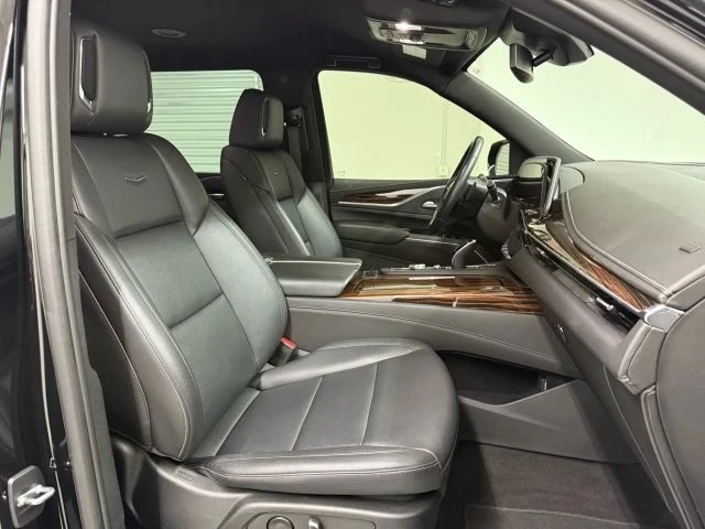 2023 Cadillac Escalade 5th Gen - Image 20 of 21