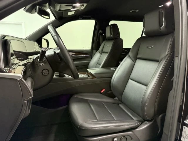 2023 Cadillac Escalade 5th Gen - Image 16 of 21