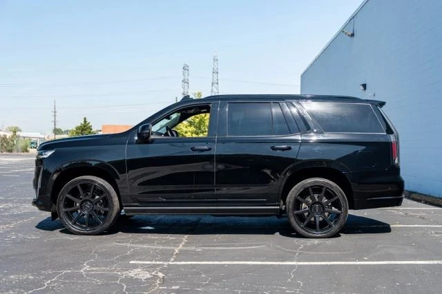 2023 Cadillac Escalade 5th Gen - Image 13 of 21