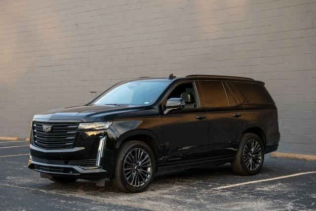 2023 Cadillac Escalade 5th Gen - Image 20 of 21