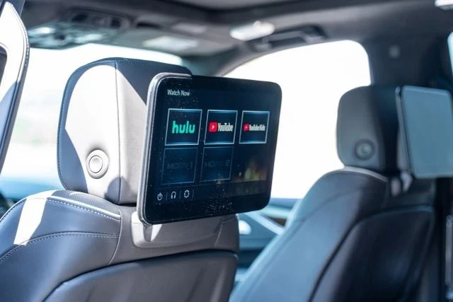 2023 Cadillac Escalade 5th Gen - Image 14 of 21