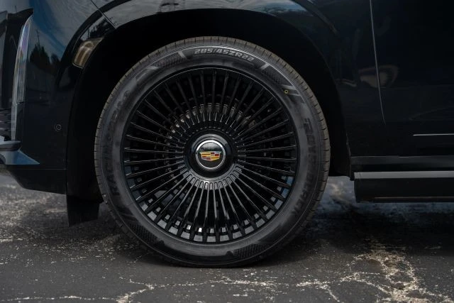 2023 Cadillac Escalade 5th Gen - Image 5 of 21