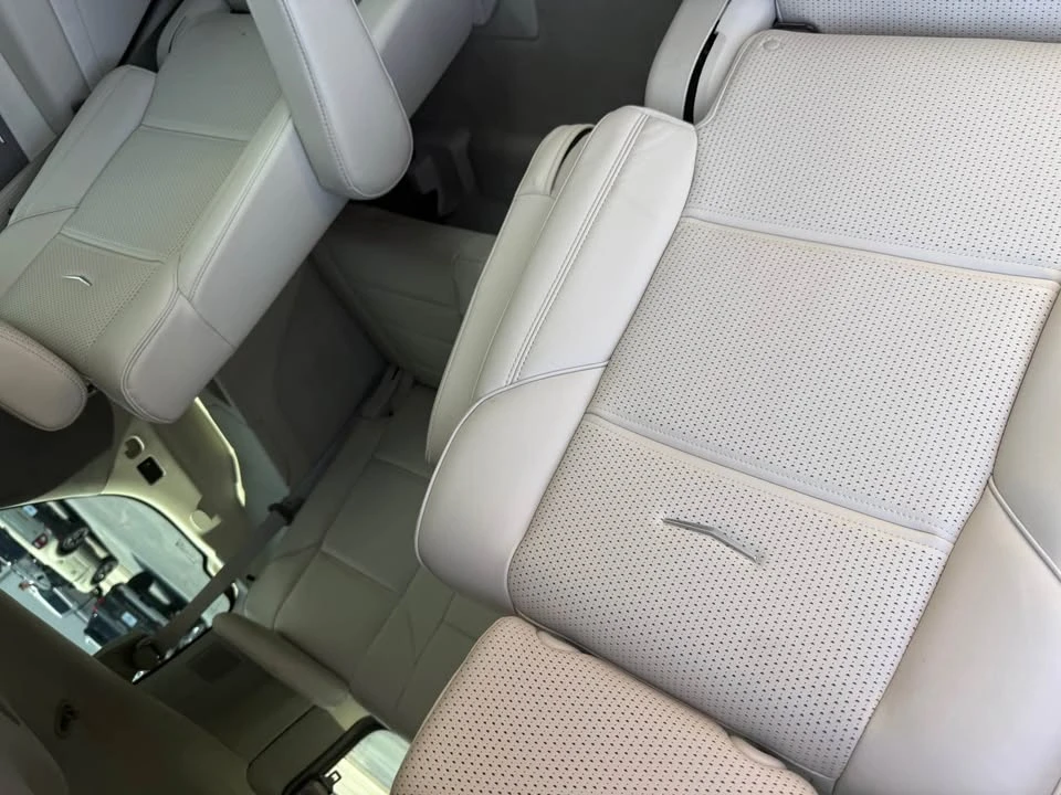 2023 Cadillac Escalade 5th Gen - Image 5 of 10