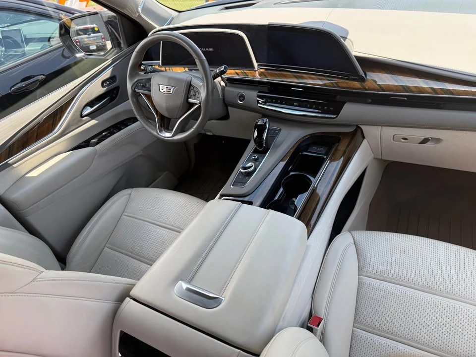 2023 Cadillac Escalade 5th Gen - Image 6 of 10