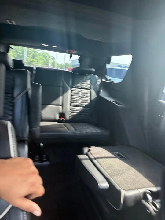 2023 Cadillac Escalade 5th Gen - Image 5 of 7