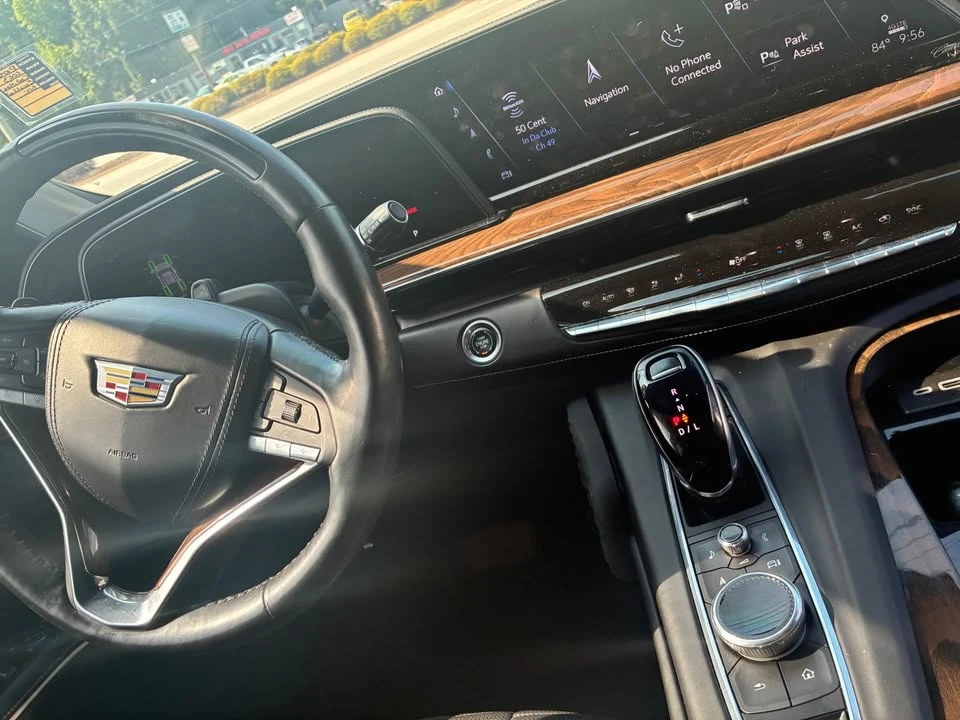 2023 Cadillac Escalade 5th Gen - Image 6 of 7