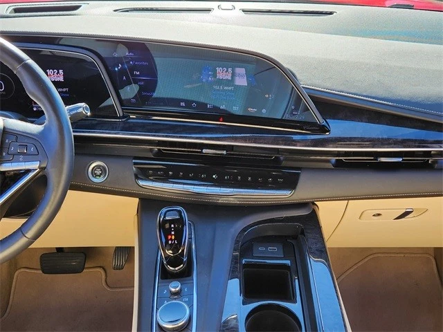 2023 Cadillac Escalade 5th Gen - Image 17 of 21