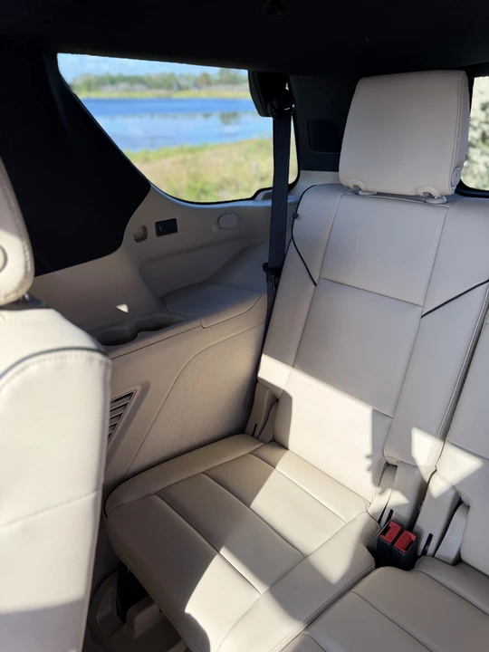2023 Cadillac Escalade 5th Gen - Image 7 of 12