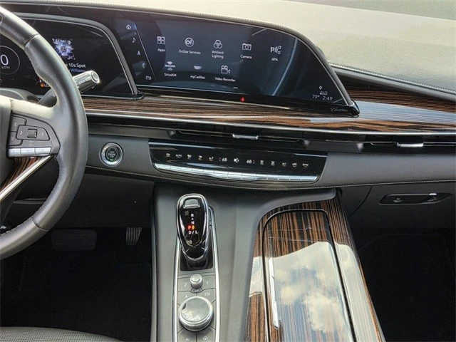 2023 Cadillac Escalade 5th Gen - Image 17 of 21