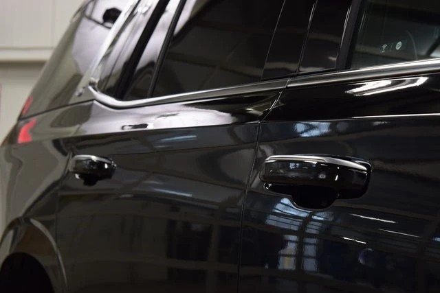 2023 Cadillac Escalade 5th Gen - Image 17 of 21