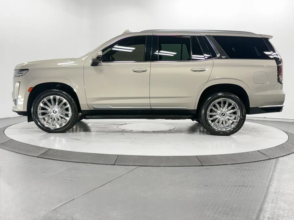 2023 Cadillac Escalade 5th Gen - Image 4 of 12