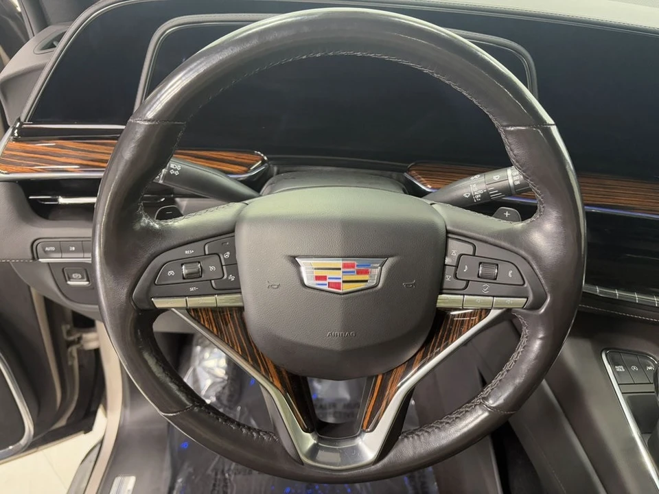 2023 Cadillac Escalade 5th Gen - Image 11 of 12