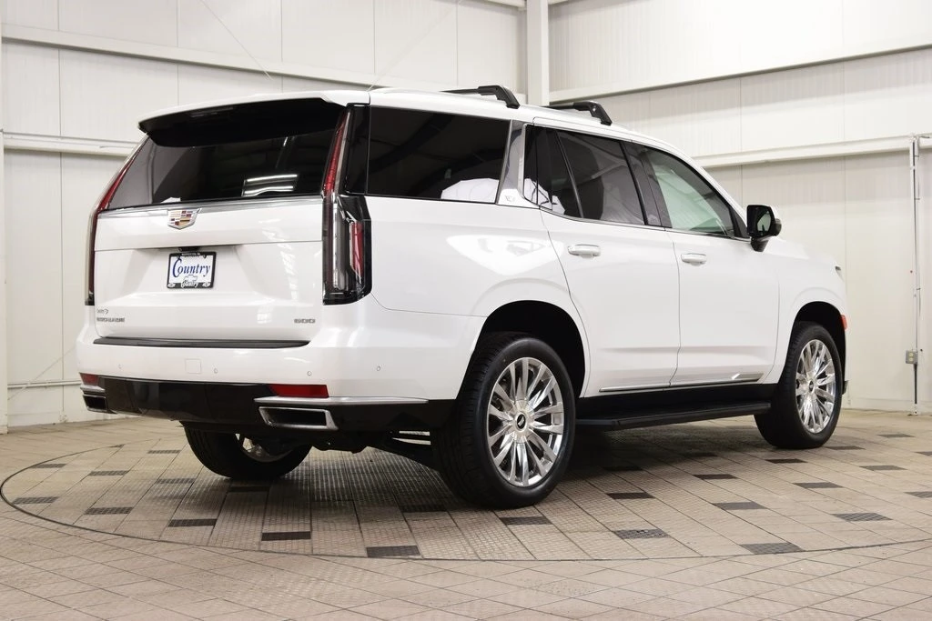 2023 Cadillac Escalade 5th Gen - Image 8 of 12