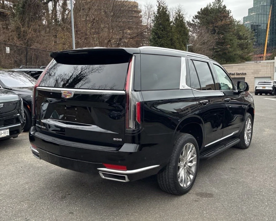 2023 Cadillac Escalade 5th Gen - Image 7 of 12