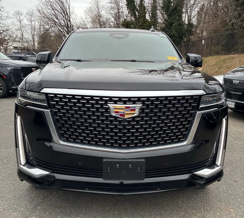 2023 Cadillac Escalade 5th Gen - Image 2 of 12