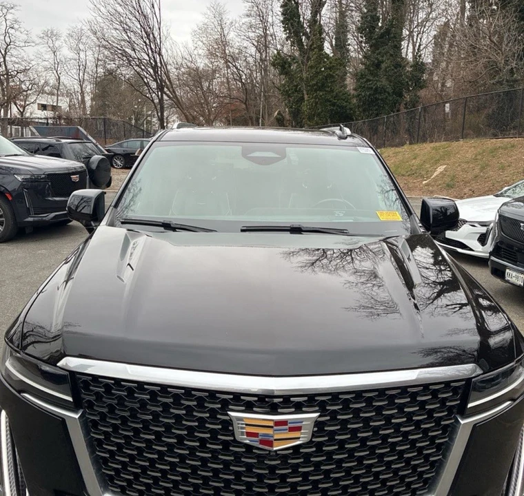 2023 Cadillac Escalade 5th Gen - Image 9 of 12