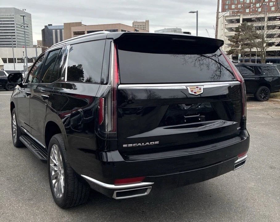 2023 Cadillac Escalade 5th Gen - Image 5 of 12